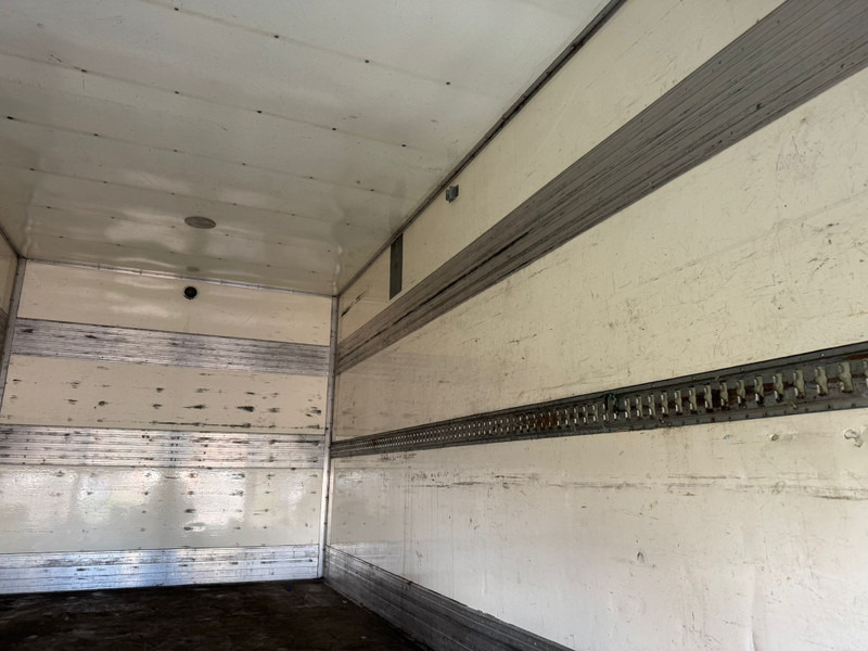 شاحنة مقفلة DAF LF 45.180 / Manual / Tail Lift / NL Truck: صورة 11 شاحنة مقفلة DAF LF 45.180 / Manual / Tail Lift / NL Truck: صورة 11