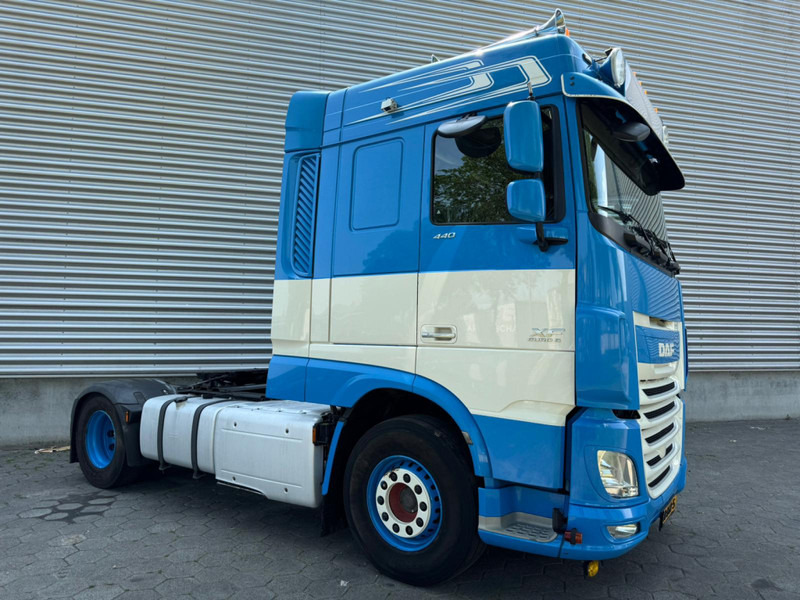 DAF XF 440 SC / 2 Tanks / Roof Klima / NL Truck - وحدة جر: صورة 2 DAF XF 440 SC / 2 Tanks / Roof Klima / NL Truck - وحدة جر: صورة 2