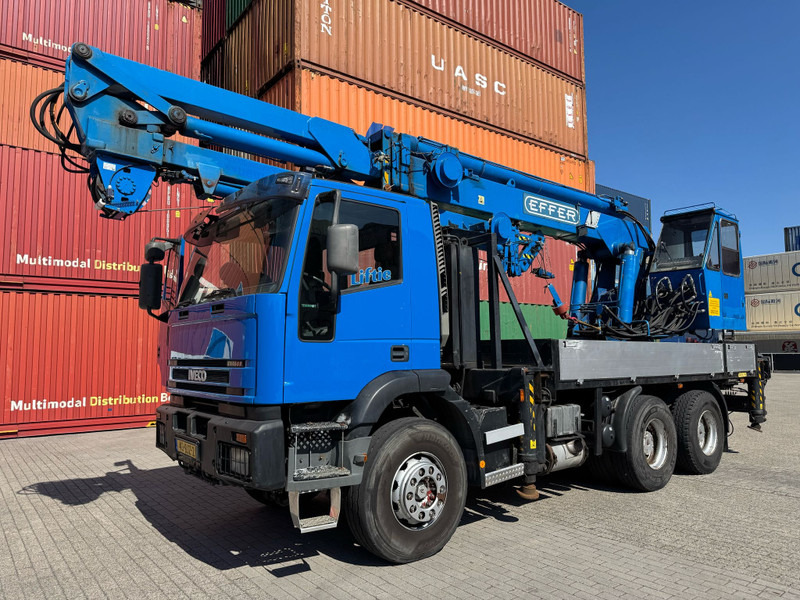 Iveco Cursor 6X4 / EFFER 36M / JIB / Winch / TUV: 10-2025 / NL Crane, Truck - شاحنة كرين: صورة 2 Iveco Cursor 6X4 / EFFER 36M / JIB / Winch / TUV: 10-2025 / NL Crane, Truck - شاحنة كرين: صورة 2
