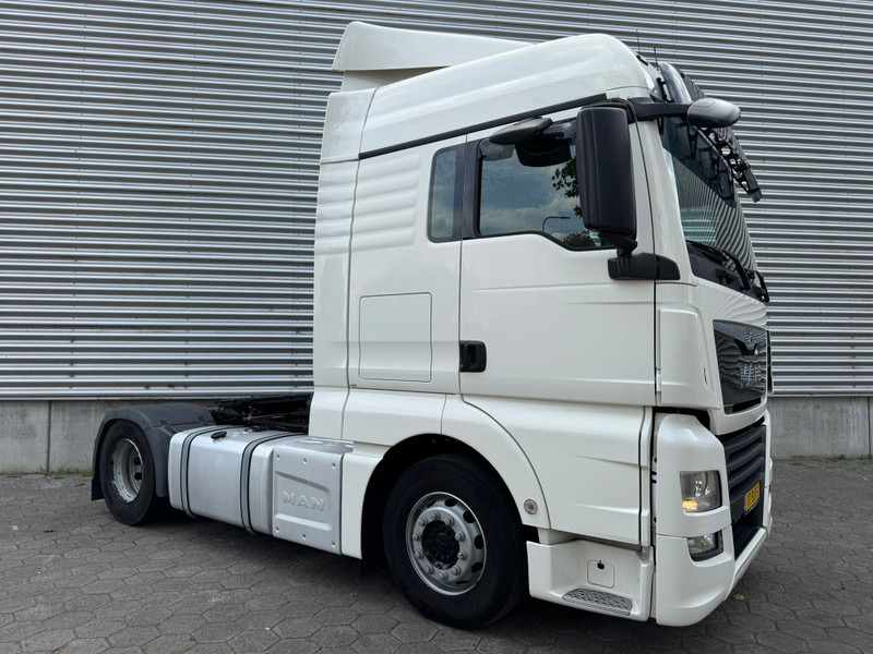 MAN TGX 18.420 XLX / 2 Tanks / 2 In stock..!!! / NL Truck - وحدة جر: صورة 2 MAN TGX 18.420 XLX / 2 Tanks / 2 In stock..!!! / NL Truck - وحدة جر: صورة 2
