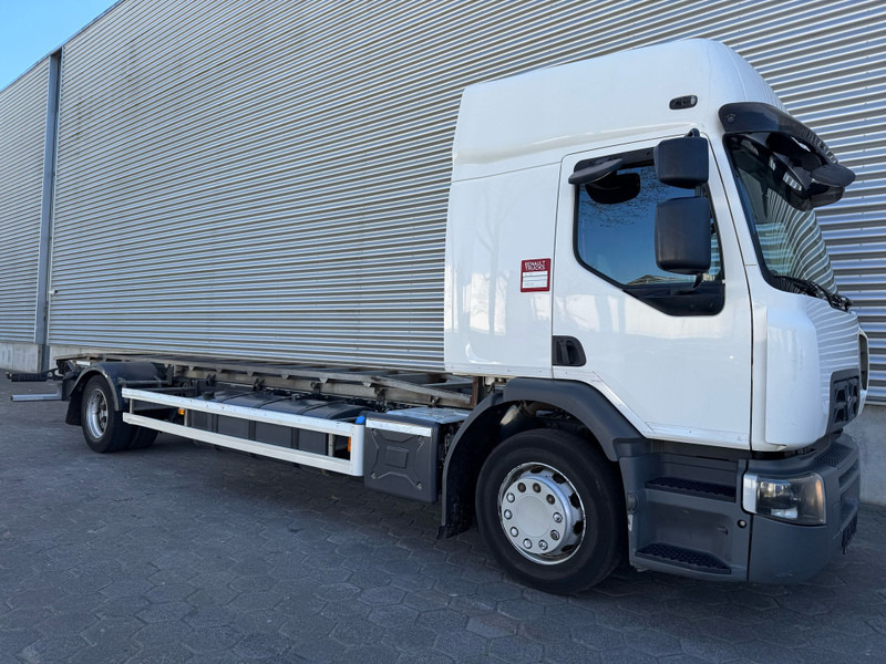 Renault D16 / BDF / Wide / 4 In Stock / TUV: 6-2025 / Belgium Truck - شاحنات الحاويات / جسم علوي قابل للتغيير شاحنة: صورة 2 Renault D16 / BDF / Wide / 4 In Stock / TUV: 6-2025 / Belgium Truck - شاحنات الحاويات / جسم علوي قابل للتغيير شاحنة: صورة 2
