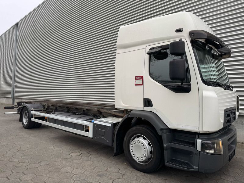 Renault D16 / BDF / Wide / 4 In Stock / Tuv: 6-2025 / Belgium Truck - شاحنات الحاويات / جسم علوي قابل للتغيير شاحنة: صورة 2 Renault D16 / BDF / Wide / 4 In Stock / Tuv: 6-2025 / Belgium Truck - شاحنات الحاويات / جسم علوي قابل للتغيير شاحنة: صورة 2
