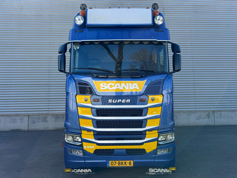 Scania S450 / 6X2 / Retarder / Full Option / TUV: 5-2025 / NL Truck - وحدة جر: صورة 4 Scania S450 / 6X2 / Retarder / Full Option / TUV: 5-2025 / NL Truck - وحدة جر: صورة 4