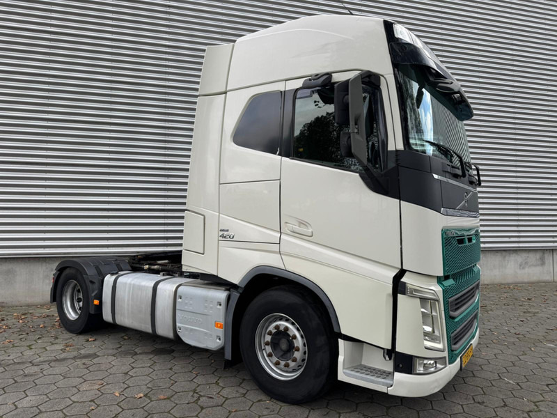 Volvo FH 420 / I-Shift / 2 Tanks / Euro 6 / NL- Truck - وحدة جر: صورة 2 Volvo FH 420 / I-Shift / 2 Tanks / Euro 6 / NL- Truck - وحدة جر: صورة 2