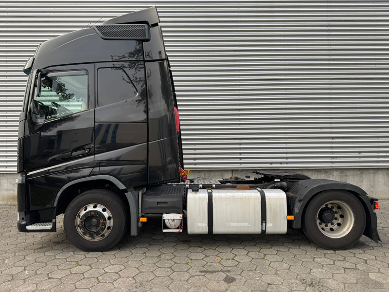 Volvo FH 420 / I-Shift / ADR / 2 Tanks / Euro 6 / NL Truck - وحدة جر: صورة 5 Volvo FH 420 / I-Shift / ADR / 2 Tanks / Euro 6 / NL Truck - وحدة جر: صورة 5