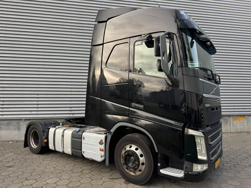 Volvo FH 420 / I-Shift / ADR / 2 Tanks / Euro 6 / NL Truck - وحدة جر: صورة 2 Volvo FH 420 / I-Shift / ADR / 2 Tanks / Euro 6 / NL Truck - وحدة جر: صورة 2