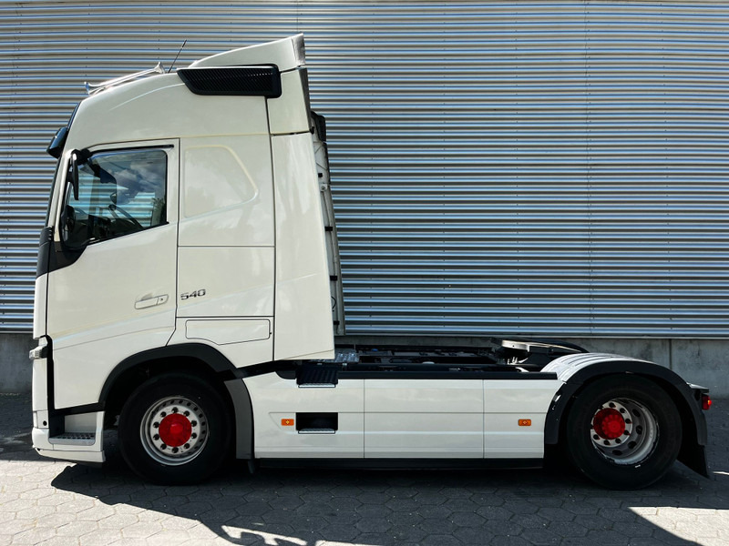 Volvo FH 540 / Retarder / I-Shift / I-Park Cool / Full Air / 2 Tanks - وحدة جر: صورة 5 Volvo FH 540 / Retarder / I-Shift / I-Park Cool / Full Air / 2 Tanks - وحدة جر: صورة 5