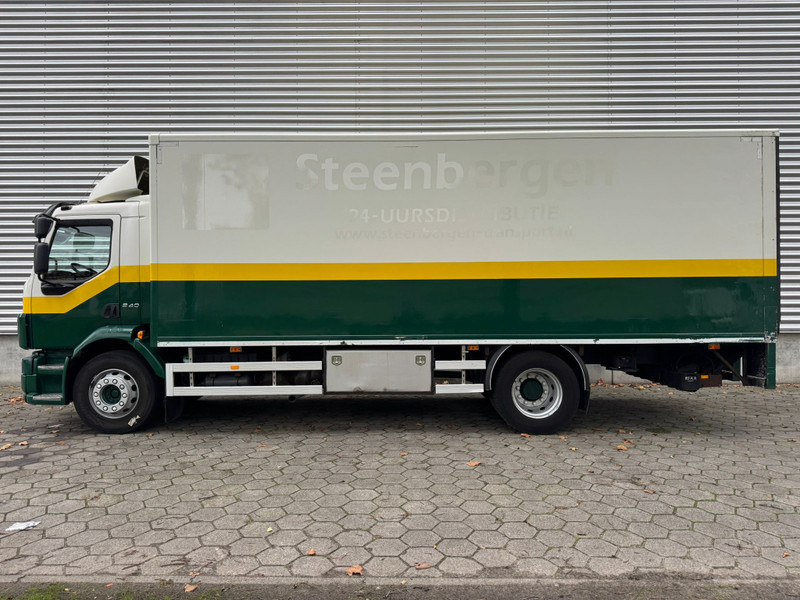 Volvo FL 240 / 6 Cylinder / 18 Tons / Manual / Tail Lift / TUV:12-2025 / NL Truck - شاحنة مقفلة: صورة 5 Volvo FL 240 / 6 Cylinder / 18 Tons / Manual / Tail Lift / TUV:12-2025 / NL Truck - شاحنة مقفلة: صورة 5