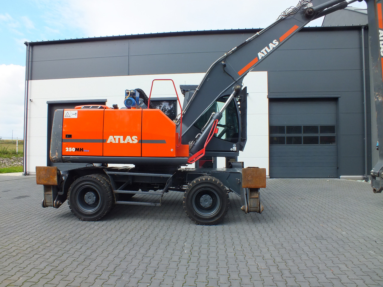 ATLAS 250MH - معالج النفايات - حفارة: صورة 2 ATLAS 250MH - معالج النفايات - حفارة: صورة 2