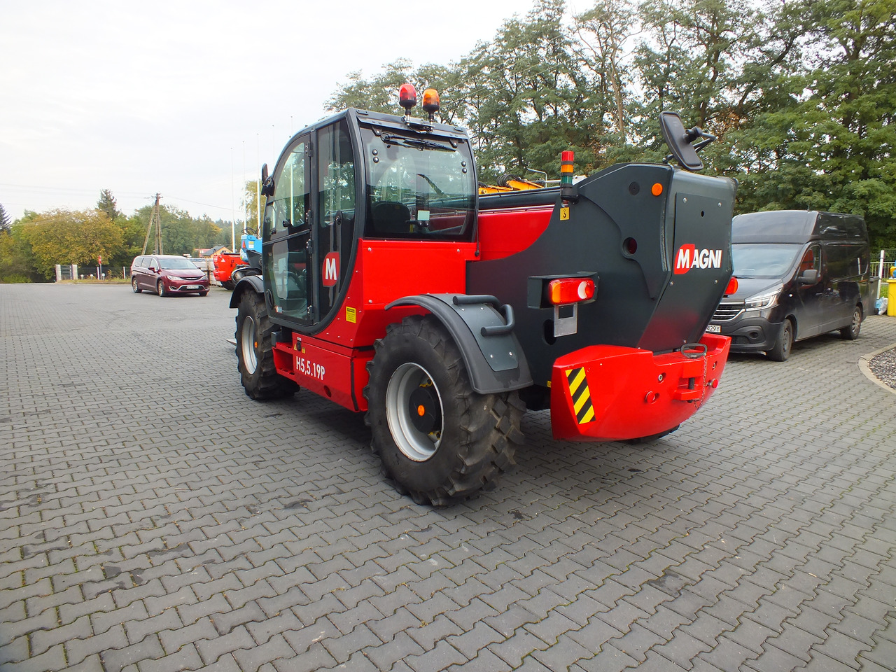 MAGNI TH5,5.19P - جرافة ذات عجلات تلسكوبية - آلات البناء: صورة 3 MAGNI TH5,5.19P - جرافة ذات عجلات تلسكوبية - آلات البناء: صورة 3