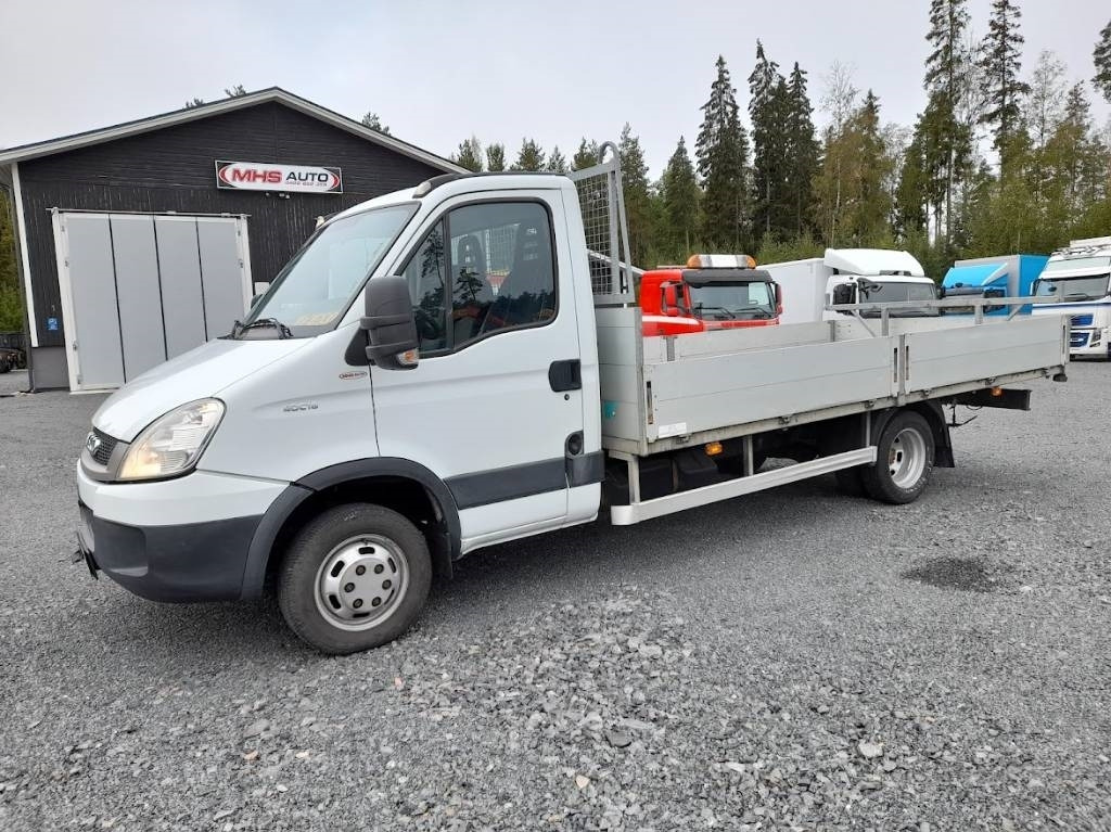 Iveco Daily 40 C18 automat - آليات: صورة 1 Iveco Daily 40 C18 automat - آليات: صورة 1