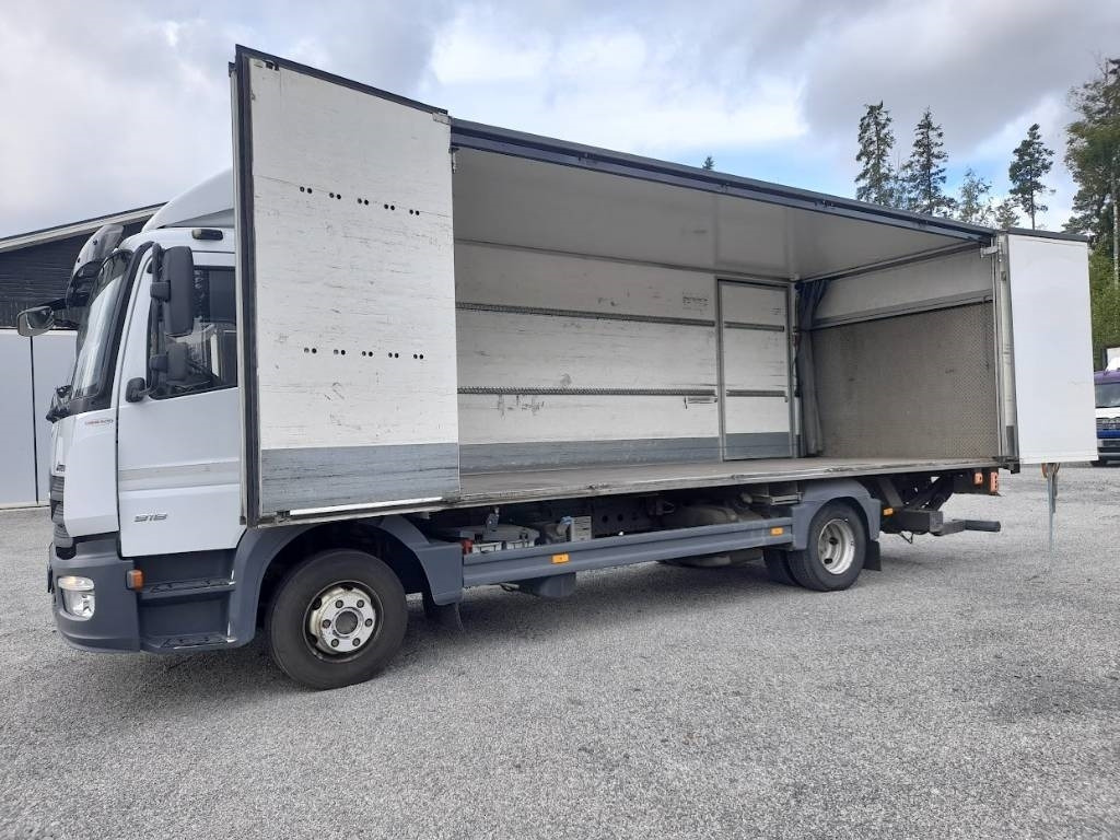 Mercedes-Benz Atego 918 - شاحنة الفريزر: صورة 1 Mercedes-Benz Atego 918 - شاحنة الفريزر: صورة 1