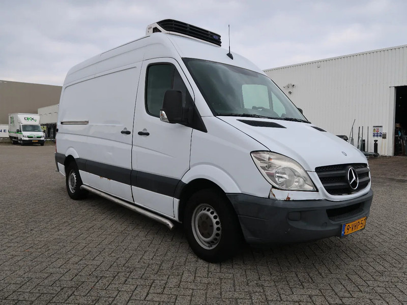 Mercedes-Benz Sprinter 311 CDI, L2H2, Manual, Carrier, TUV, NL Van, Top! - شاحنة مُبرّدة للتوصيل: صورة 2 Mercedes-Benz Sprinter 311 CDI, L2H2, Manual, Carrier, TUV, NL Van, Top! - شاحنة مُبرّدة للتوصيل: صورة 2