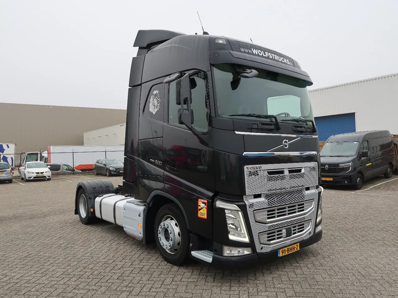 Volvo FH 420 Glob, i-shift, Euro 6, 2 Tanks, TUV, NL Truck, TOP! - وحدة جر: صورة 3 Volvo FH 420 Glob, i-shift, Euro 6, 2 Tanks, TUV, NL Truck, TOP! - وحدة جر: صورة 3
