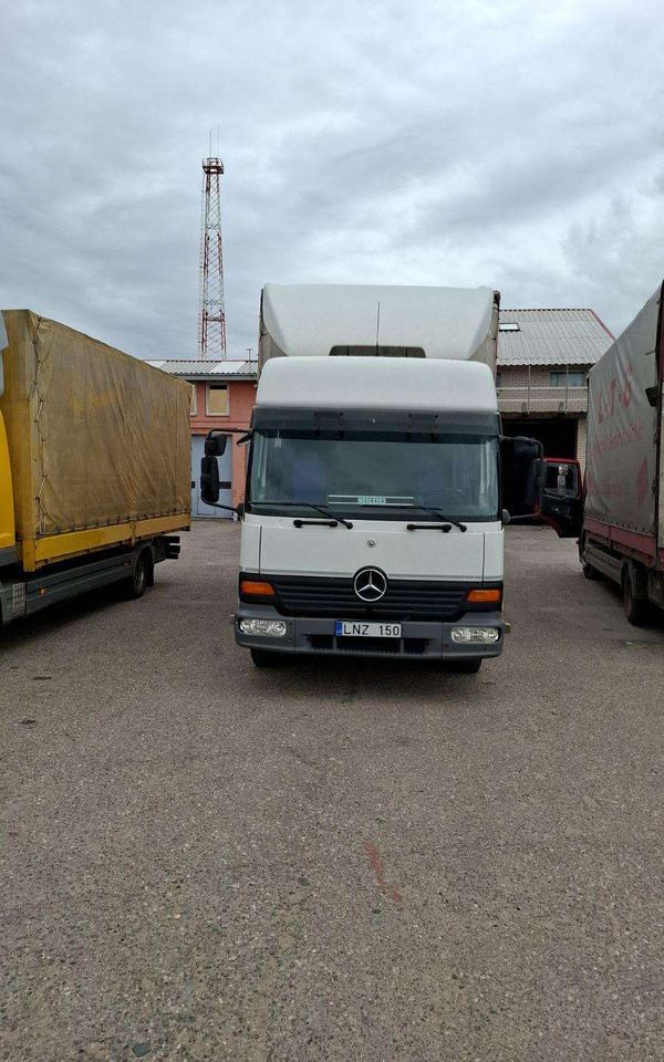Mercedes-Benz 818 L - شاحنة ستارة: صورة 3 Mercedes-Benz 818 L - شاحنة ستارة: صورة 3