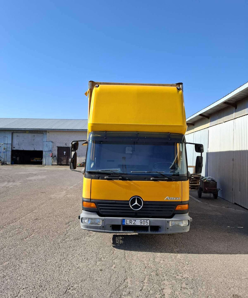 Mercedes-Benz Atego - شاحنة ستارة: صورة 1 Mercedes-Benz Atego - شاحنة ستارة: صورة 1