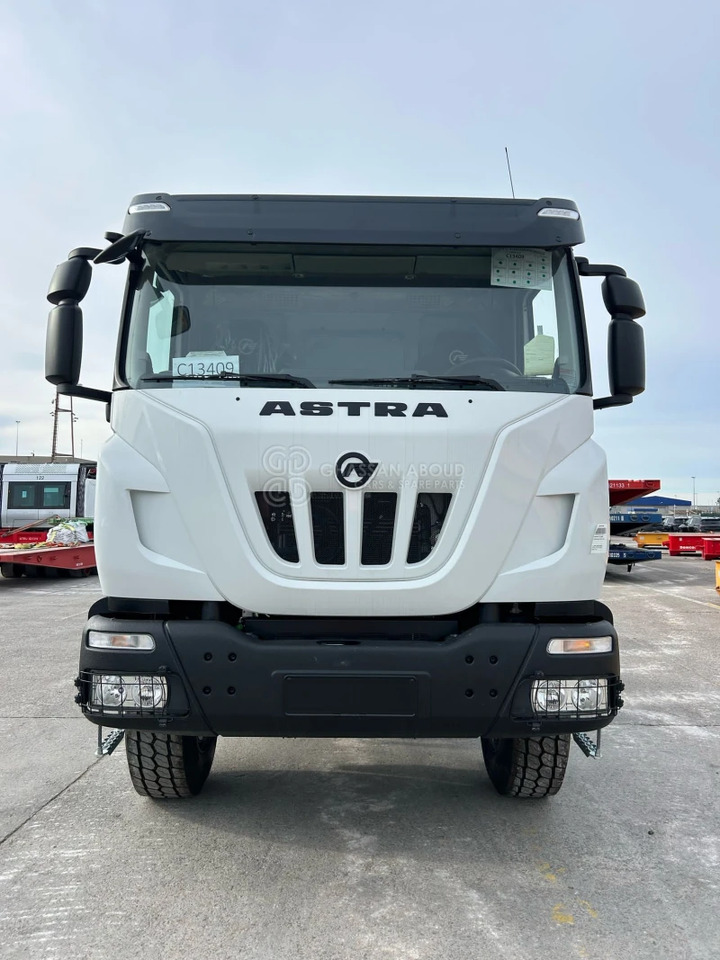 ASTRA HD9 8x4 CHASSIS - Barcelona Stock - شاحنة هيكل كابينة: صورة 1 ASTRA HD9 8x4 CHASSIS - Barcelona Stock - شاحنة هيكل كابينة: صورة 1