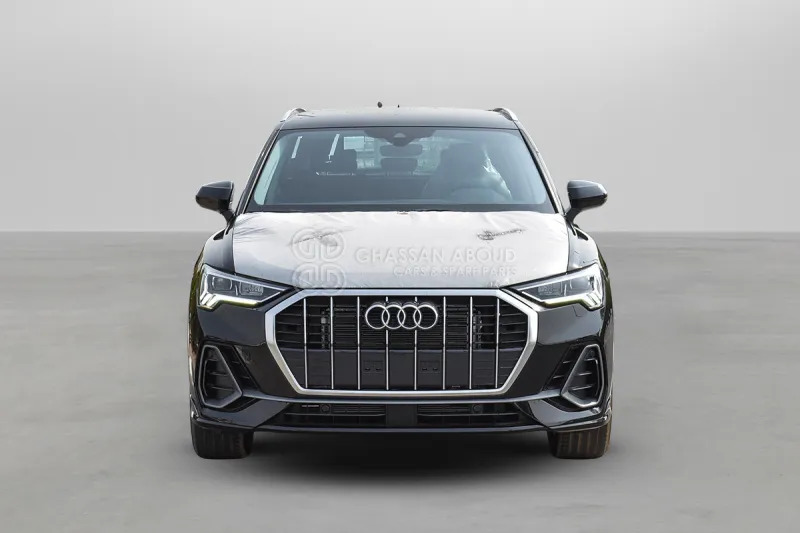 Audi Q3 Front Wheel Drive - سيارة دفع رباعي: صورة 2 Audi Q3 Front Wheel Drive - سيارة دفع رباعي: صورة 2