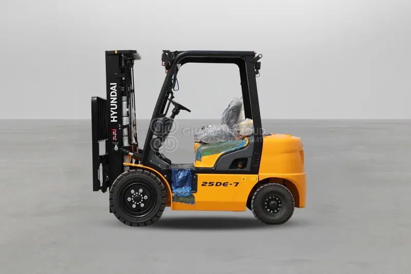 Hyundai Forklift 25DE-7 2.5 TONS DIESEL 3 STAGE - رافعة شوكية ديزل: صورة 2 Hyundai Forklift 25DE-7 2.5 TONS DIESEL 3 STAGE - رافعة شوكية ديزل: صورة 2