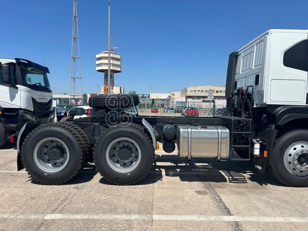 IVECO T-WAY Tractor 6×4 AT720T47TH GCW 120 Ton HP 470 MY25 - وحدة جر: صورة 5 IVECO T-WAY Tractor 6×4 AT720T47TH GCW 120 Ton HP 470 MY25 - وحدة جر: صورة 5