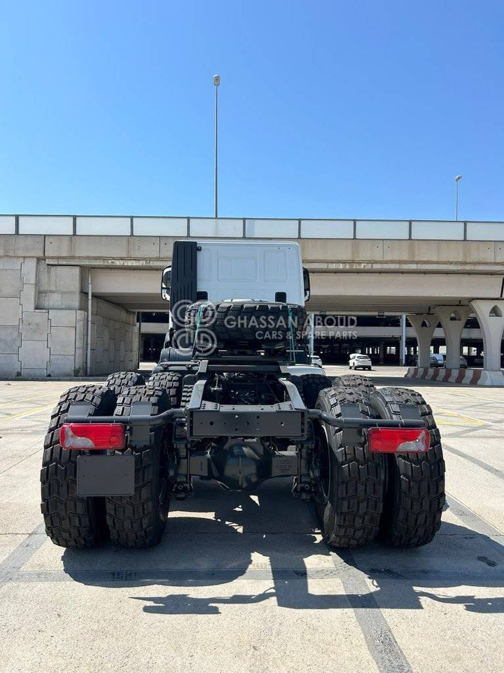 IVECO T-WAY Tractor 6×6 AT720T47WTH GVW 33 Ton HP 470 R20Tyre MY25 - وحدة جر: صورة 4 IVECO T-WAY Tractor 6×6 AT720T47WTH GVW 33 Ton HP 470 R20Tyre MY25 - وحدة جر: صورة 4