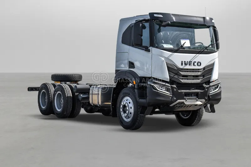Iveco T-WAY AT380T47H 6x4 R20 Tyres Chassis - شاحنة هيكل كابينة: صورة 1 Iveco T-WAY AT380T47H 6x4 R20 Tyres Chassis - شاحنة هيكل كابينة: صورة 1