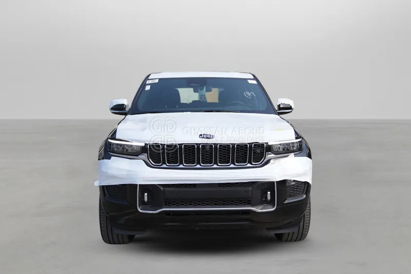 Jeep Grand Cherokee 4x4 - سيارة دفع رباعي: صورة 2 Jeep Grand Cherokee 4x4 - سيارة دفع رباعي: صورة 2