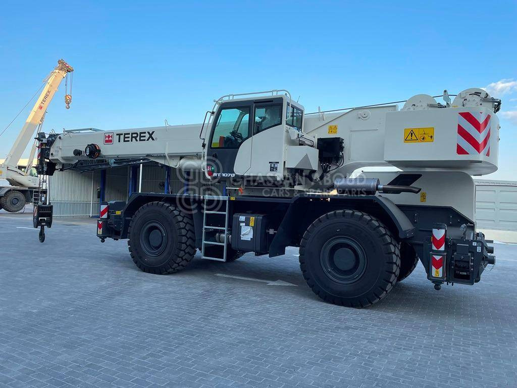 TEREX RT1070 70-ton Capacity Class Rough Terrain crane MY23 - رافعة الطرق الوعرة: صورة 2 TEREX RT1070 70-ton Capacity Class Rough Terrain crane MY23 - رافعة الطرق الوعرة: صورة 2