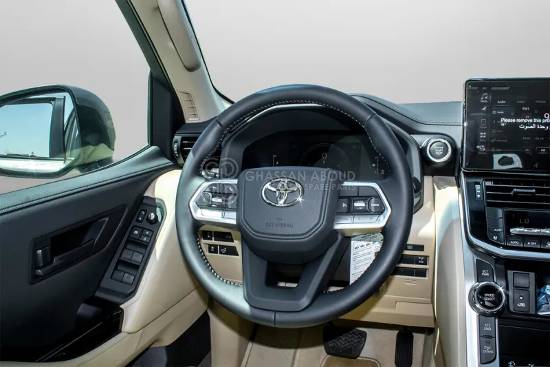 Toyota Land Cruiser 300 - سيارة دفع رباعي: صورة 5 Toyota Land Cruiser 300 - سيارة دفع رباعي: صورة 5