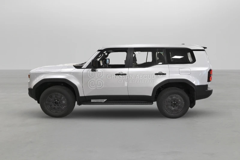 Toyota Prado - سيارة دفع رباعي: صورة 1 Toyota Prado - سيارة دفع رباعي: صورة 1