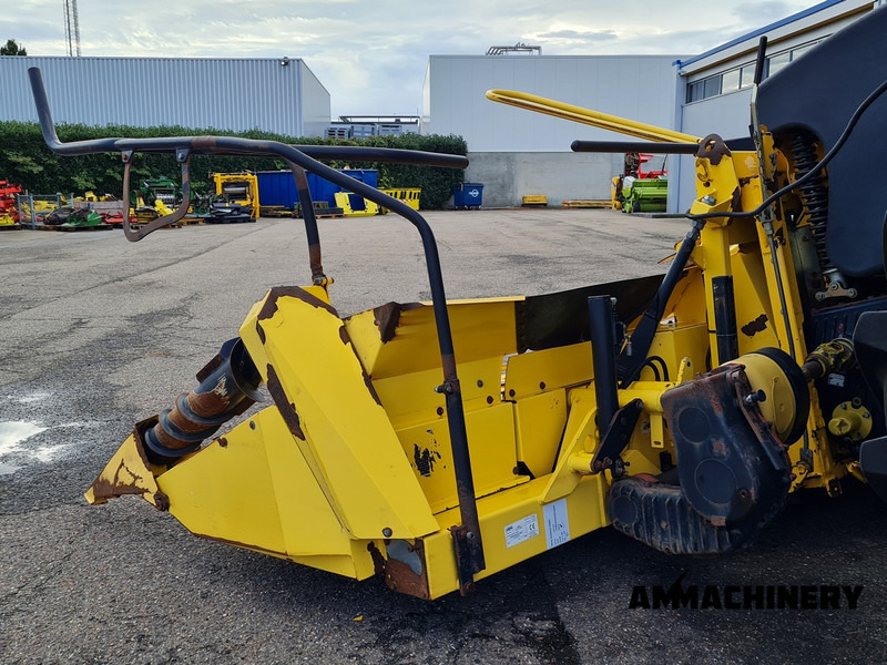New Holland 420FI - حصادة الذرة: صورة 4 New Holland 420FI - حصادة الذرة: صورة 4