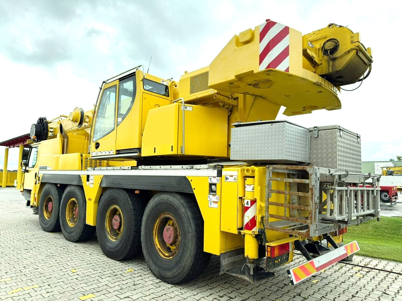 LIEBHERR LTM 1070-4.2 - رافعة: صورة 2 LIEBHERR LTM 1070-4.2 - رافعة: صورة 2