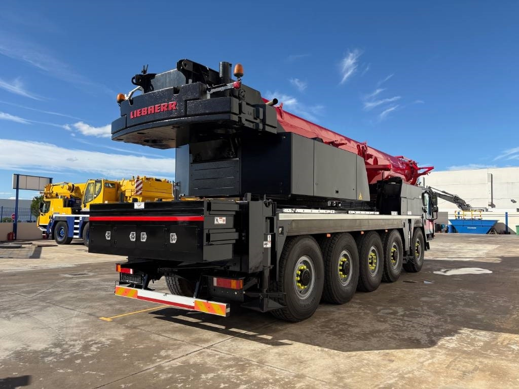 Liebherr LTM 1095-5.1 - رافعة لجميع التضاريس: صورة 3 Liebherr LTM 1095-5.1 - رافعة لجميع التضاريس: صورة 3