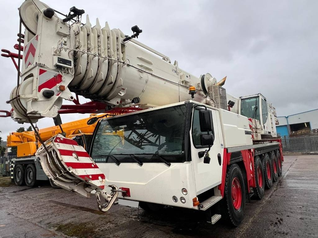 Liebherr LTM 1100-5.2 - رافعة لجميع التضاريس: صورة 1 Liebherr LTM 1100-5.2 - رافعة لجميع التضاريس: صورة 1