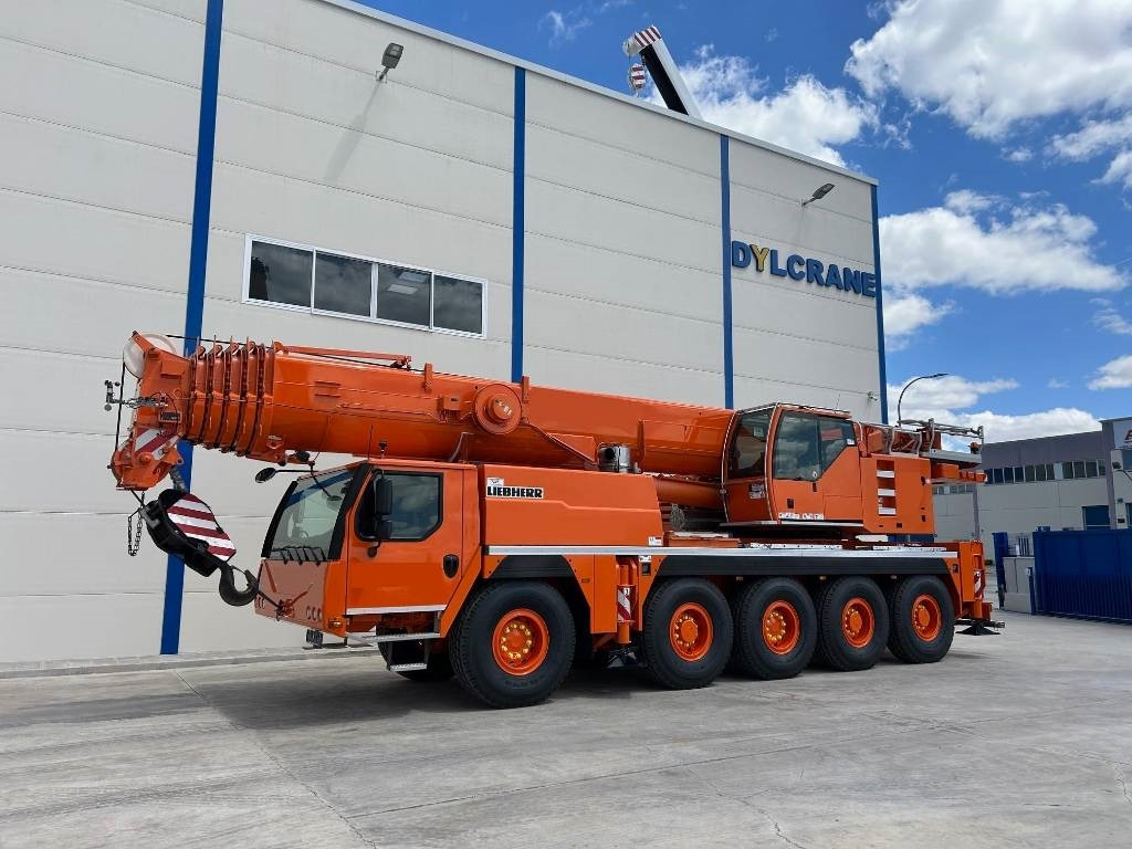 Liebherr LTM 1100-5.2 - رافعة لجميع التضاريس: صورة 1 Liebherr LTM 1100-5.2 - رافعة لجميع التضاريس: صورة 1