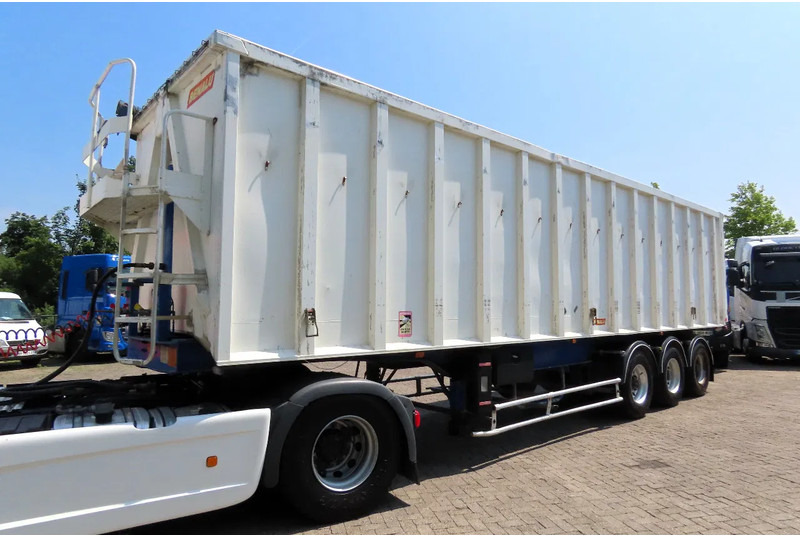 Benalu 55m3 , 5840 kg grain transport - قلابة نصف مقطورة نصف مقطورة قلابة: صورة 2 Benalu 55m3 , 5840 kg grain transport - قلابة نصف مقطورة نصف مقطورة قلابة: صورة 2
