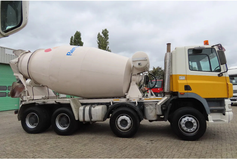 DAF CF 430 8x4, full spring ! Great condition - شاحنة خلاطة خرسانة: صورة 4 DAF CF 430 8x4, full spring ! Great condition - شاحنة خلاطة خرسانة: صورة 4