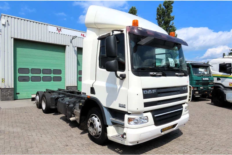 DAF CF 75.310 6x2, DUTCH TRUCK, 4.20 wheelbasis - شاحنة هيكل كابينة: صورة 1 DAF CF 75.310 6x2, DUTCH TRUCK, 4.20 wheelbasis - شاحنة هيكل كابينة: صورة 1