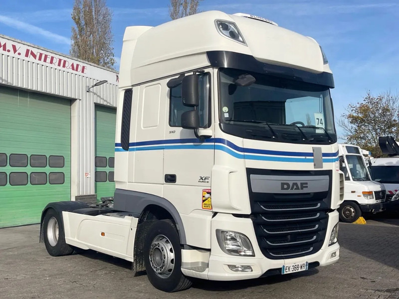 DAF XF 510 MANUAL GEARBOX! PARKING AIRCO, FRIGO - وحدة جر: صورة 4 DAF XF 510 MANUAL GEARBOX! PARKING AIRCO, FRIGO - وحدة جر: صورة 4