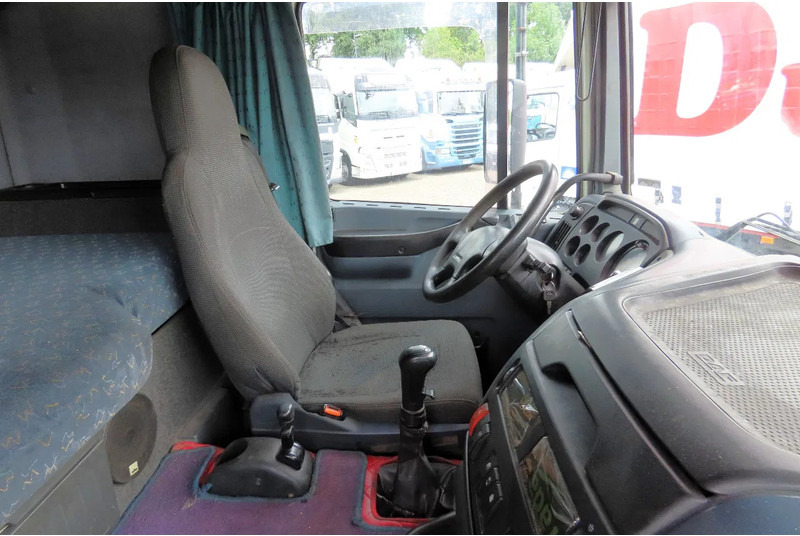 DAF XF 95.430 Manual diesel injection! Manual gearbox! - شاحنة ستارة: صورة 5 DAF XF 95.430 Manual diesel injection! Manual gearbox! - شاحنة ستارة: صورة 5