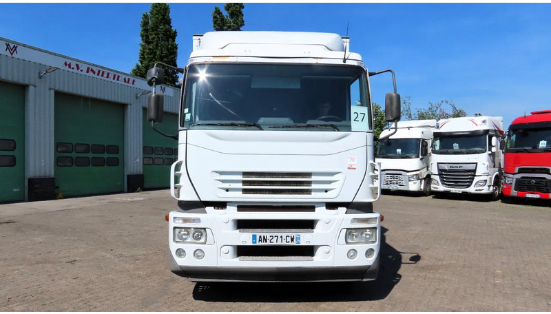 Iveco Stralis 310 8.60m box! Manual gerabox, Great state - شاحنة مقفلة: صورة 3 Iveco Stralis 310 8.60m box! Manual gerabox, Great state - شاحنة مقفلة: صورة 3