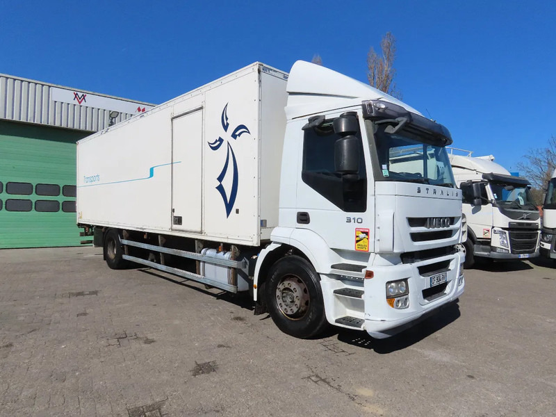 Iveco Stralis 310 8 meter box! Retarder, Great condition! - شاحنة مقفلة: صورة 2 Iveco Stralis 310 8 meter box! Retarder, Great condition! - شاحنة مقفلة: صورة 2