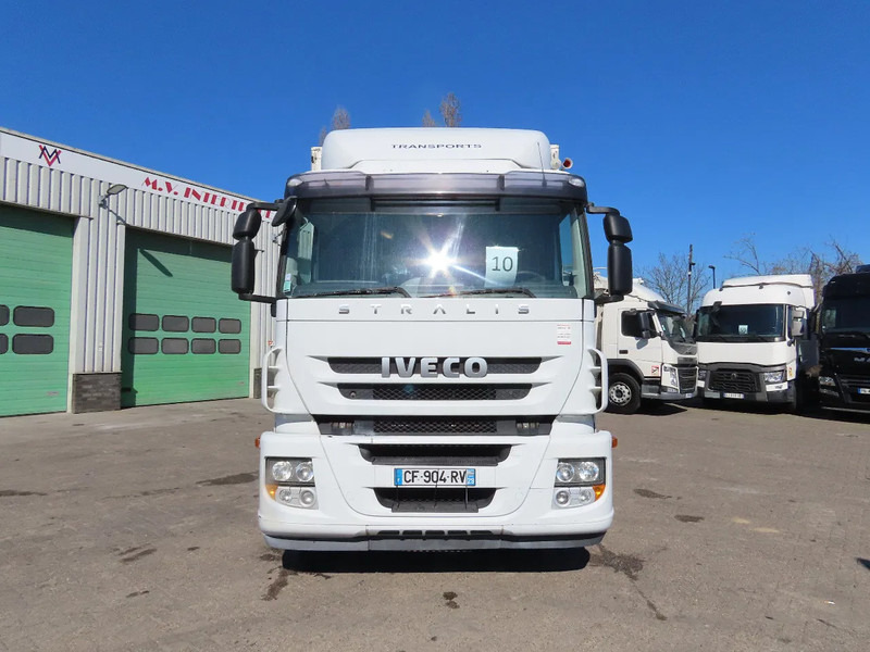 Iveco Stralis 310 8 meter box! Retarder, Great condition! - شاحنة مقفلة: صورة 3 Iveco Stralis 310 8 meter box! Retarder, Great condition! - شاحنة مقفلة: صورة 3