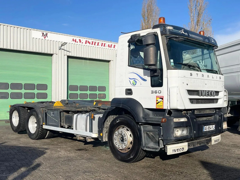 Iveco Stralis 360 6x2 Manual gearbox - شاحنة كرين: صورة 2 Iveco Stralis 360 6x2 Manual gearbox - شاحنة كرين: صورة 2