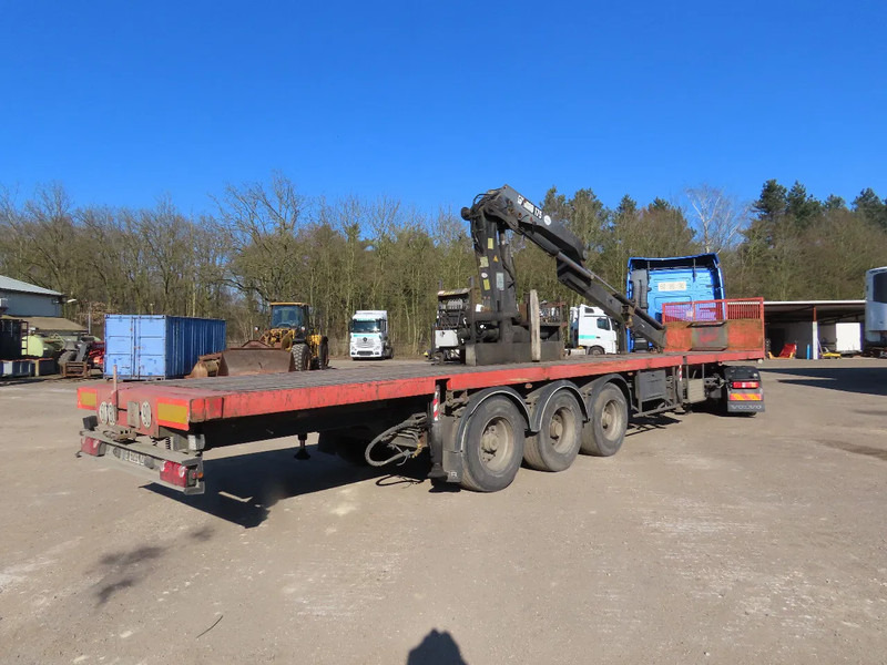 Kaiser HIAB 175, REMOTE control, retractable - نصف مقطورة مسطحة: صورة 1 Kaiser HIAB 175, REMOTE control, retractable - نصف مقطورة مسطحة: صورة 1
