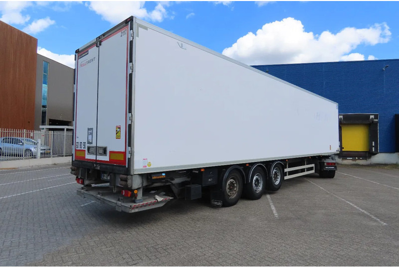 LAMBERET FRC 07/2026, SAF, 5496 diesel hours, CARRIER VECTOR 1550 - نصف مقطورة مُبرِّدة: صورة 1 LAMBERET FRC 07/2026, SAF, 5496 diesel hours, CARRIER VECTOR 1550 - نصف مقطورة مُبرِّدة: صورة 1
