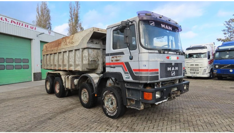 MAN 35.362 8x4 Euro 2, ZF manual gearbox, VERY clean - شاحنة قلاب: صورة 4 MAN 35.362 8x4 Euro 2, ZF manual gearbox, VERY clean - شاحنة قلاب: صورة 4