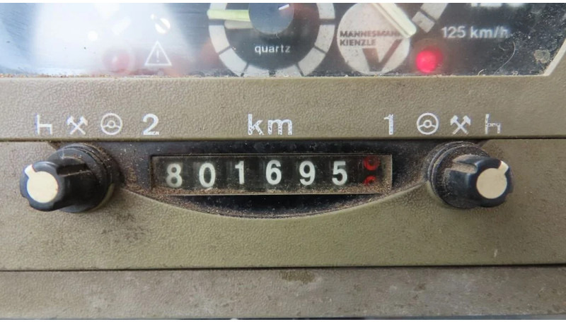 شاحنة قلاب MAN 35.362 8x4 Euro 2, ZF manual gearbox, VERY clean: صورة 14 شاحنة قلاب MAN 35.362 8x4 Euro 2, ZF manual gearbox, VERY clean: صورة 14