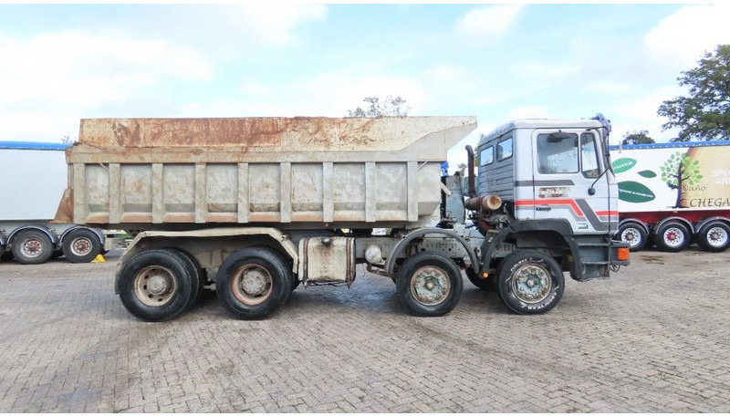 شاحنة قلاب MAN 35.362 8x4 Euro 2, ZF manual gearbox, VERY clean: صورة 10 شاحنة قلاب MAN 35.362 8x4 Euro 2, ZF manual gearbox, VERY clean: صورة 10