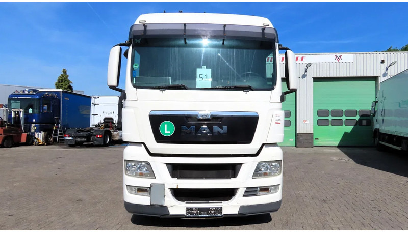 MAN TGX.18.400 euro5 EEV, RETARDER, 2X FUEL TANK, FRIGO - وحدة جر: صورة 3 MAN TGX.18.400 euro5 EEV, RETARDER, 2X FUEL TANK, FRIGO - وحدة جر: صورة 3